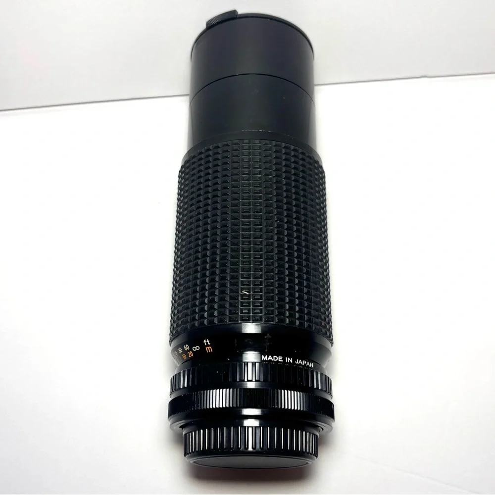 Albinar ADG 75-300mm 1:5.6 Macro Zoom Lens No. K8511798 W/ Leather Case